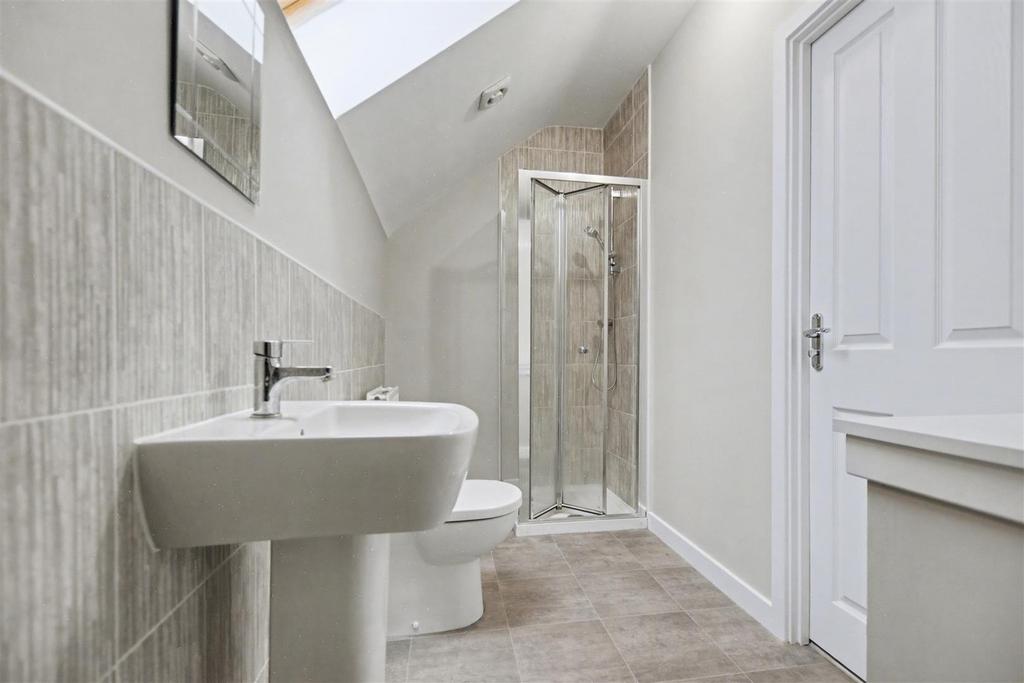En Suite 2.jpeg