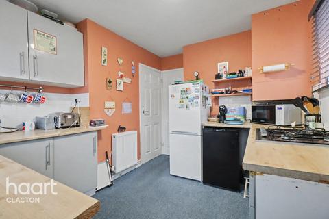 2 bedroom semi-detached bungalow for sale, Stanley Road, Clacton-On-Sea