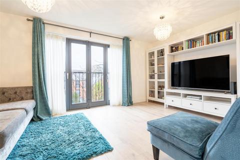 3 bedroom semi-detached house for sale, Park View Avenue, Gateshead
