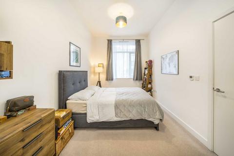 1 bedroom flat for sale, Emerald Road, London NW10