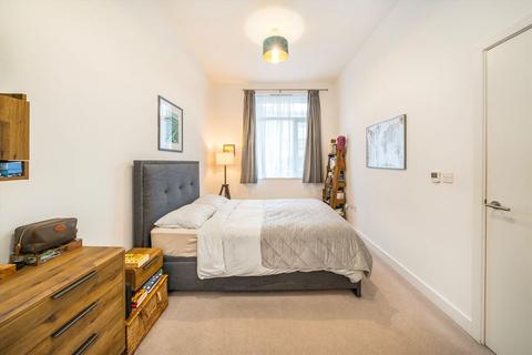 1 bedroom flat for sale, Emerald Road, London NW10