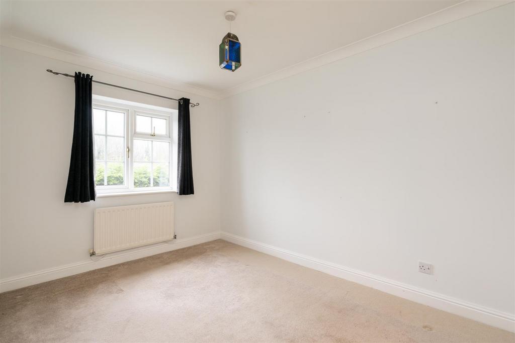 11 Fullbrook Close 10.jpg