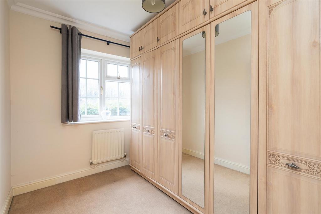 11 Fullbrook Close 16.jpg