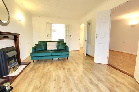 undefined, Haldenby Court, Swanland HU14