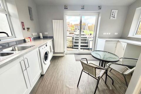 3 bedroom semi-detached house for sale, Newland Grove, Dudley DY2