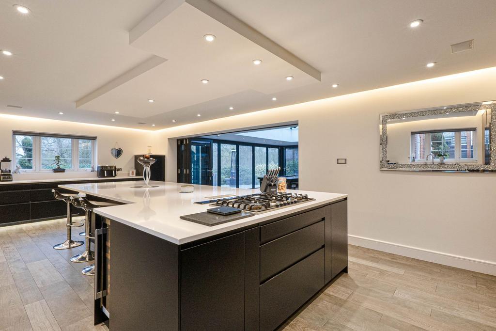 Kitchen / Breakfast Room