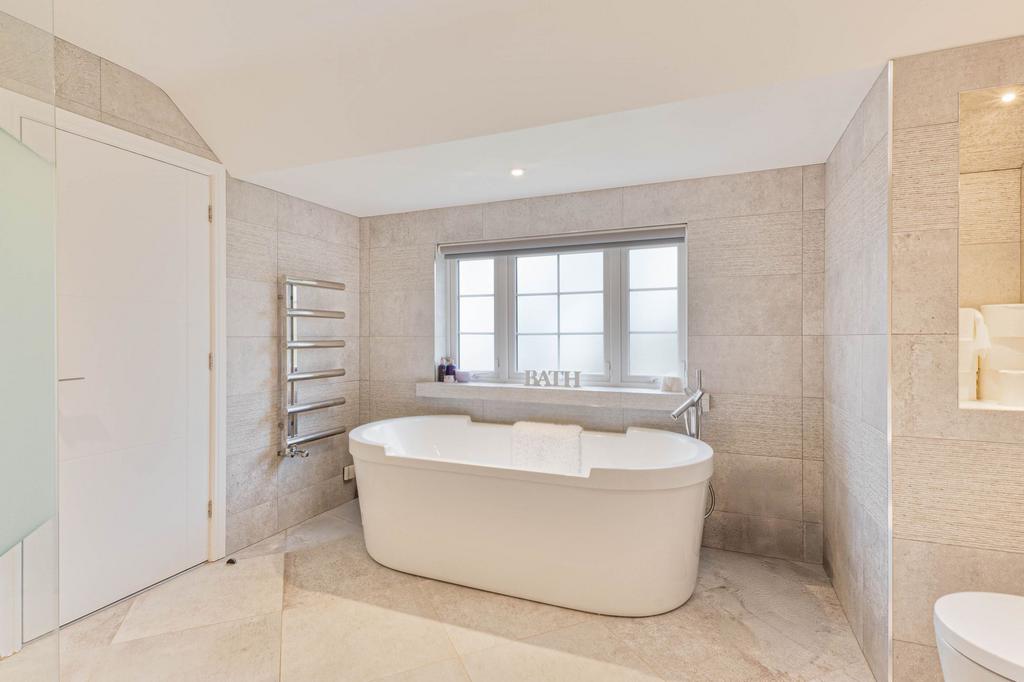 En-suite Bathroom