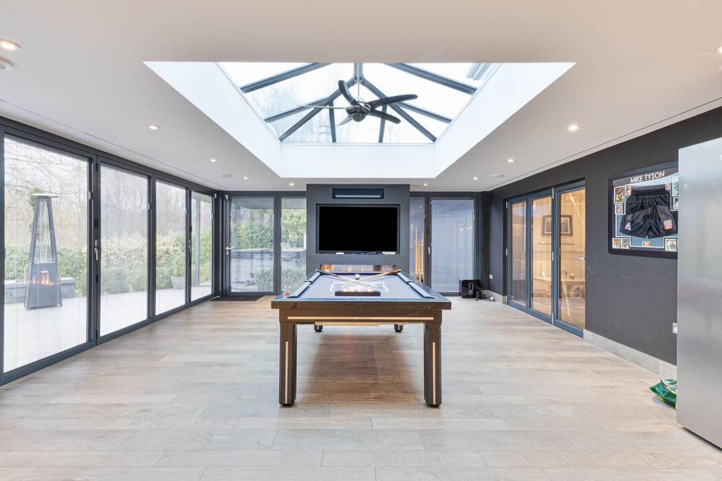 Garden Room / Games Room
