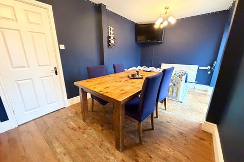 3 bedroom semi-detached house for sale, Amblecote Road, Brierley Hill DY5