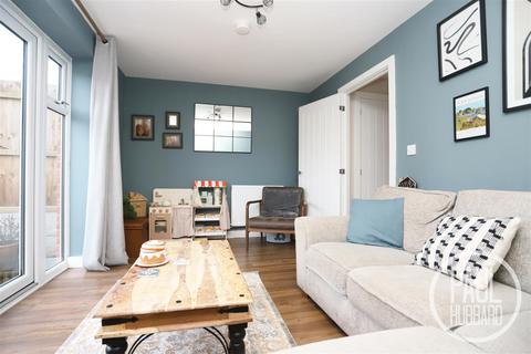 undefined, Buzzard Close, Hopton, NR31