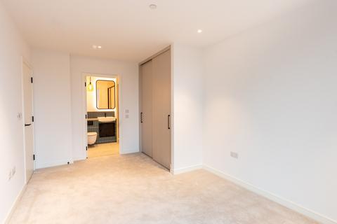 undefined, Greenleaf Walk, Southall UB1