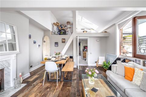 2 bedroom apartment for sale, Shooters Hill Road, London
