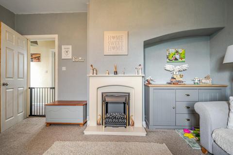 3 bedroom semi-detached house for sale, Highfield Villas, Sherburn In Elmet, Leeds