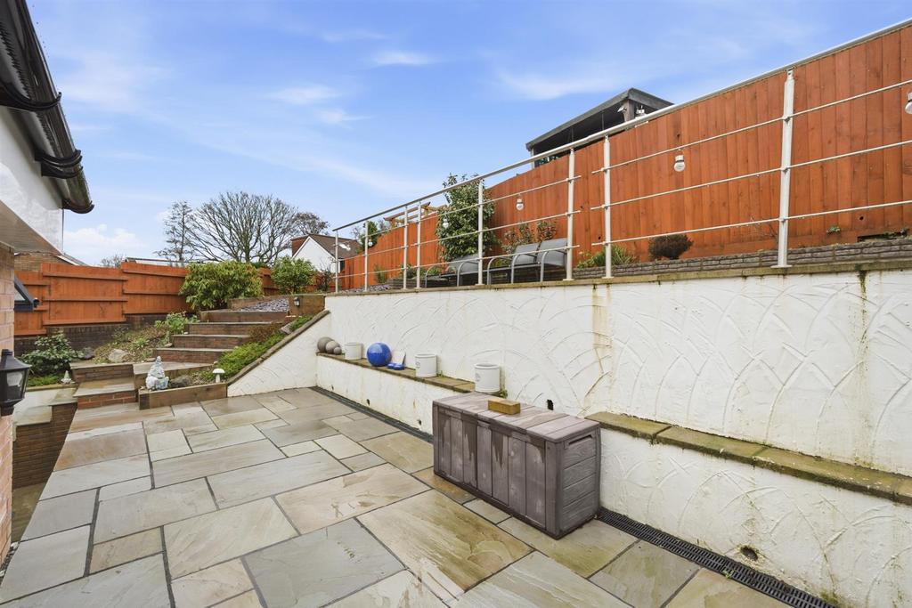 65 Chester Close-31.jpg