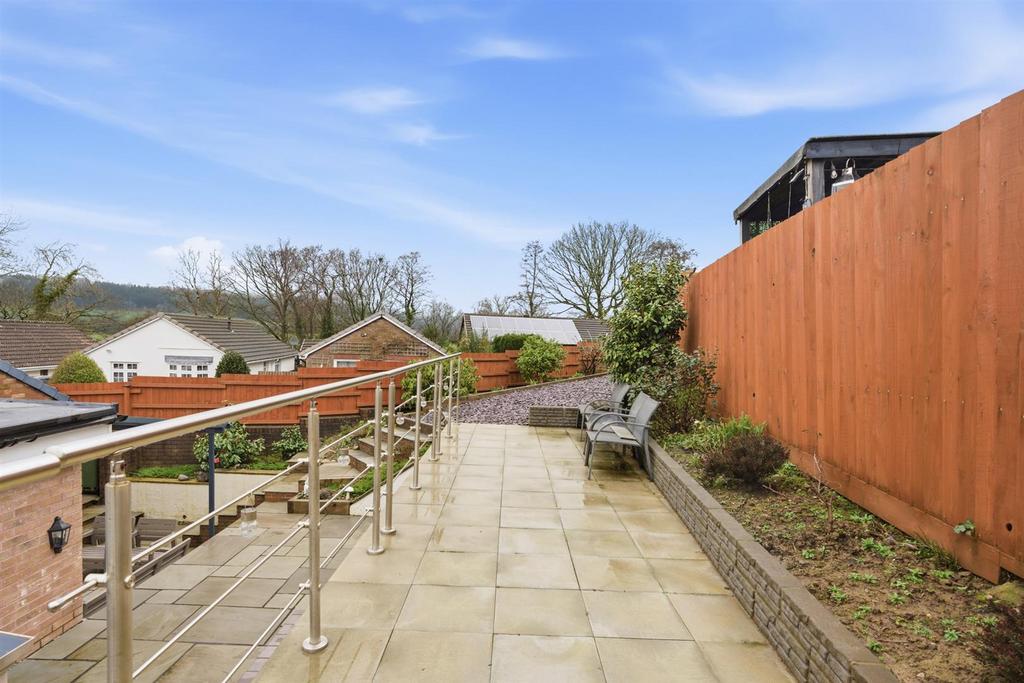 65 Chester Close-33.jpg