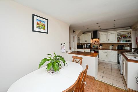 3 bedroom semi-detached house for sale, Egmanton Road, Meden Vale, Mansfield, Nottinghamshire, NG20