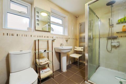 3 bedroom bungalow for sale, Finsbury Road, Bramcote, Nottingham, Nottinghamshire, NG9