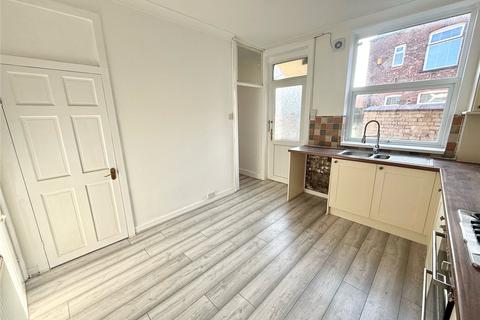 2 bedroom terraced house to rent, Green Street, Middleton, Manchester, Greater Manchester, M24