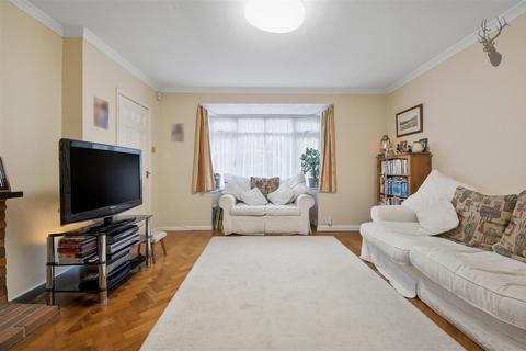 undefined, Wimborne Close, Buckhurst Hill IG9