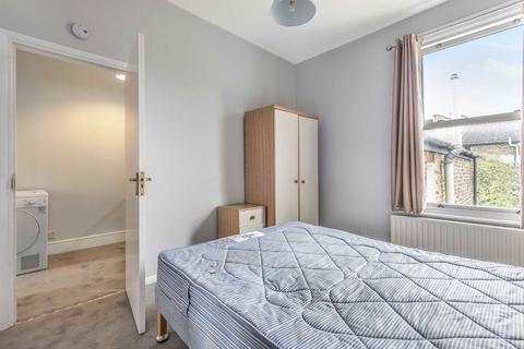 4 bedroom house to rent, Andalus Road, London SW9