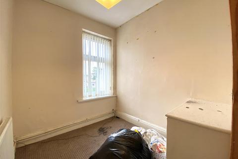 undefined, College Street, Crosland Moor