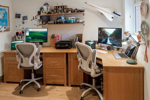 3 bedroom semi-detached house for sale, Middlebrook Green, Market Harborough