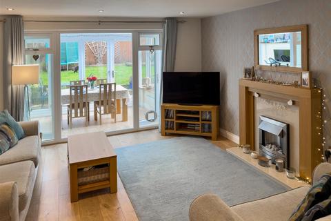 3 bedroom semi-detached house for sale, Middlebrook Green, Market Harborough