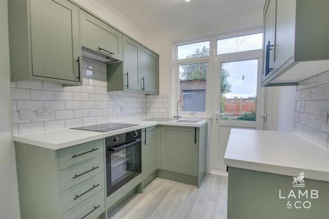 3 bedroom semi-detached house for sale, Park Road, Clacton-On-Sea CO15