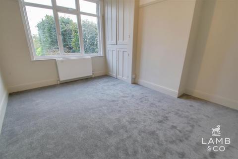 3 bedroom semi-detached house for sale, Park Road, Clacton-On-Sea CO15