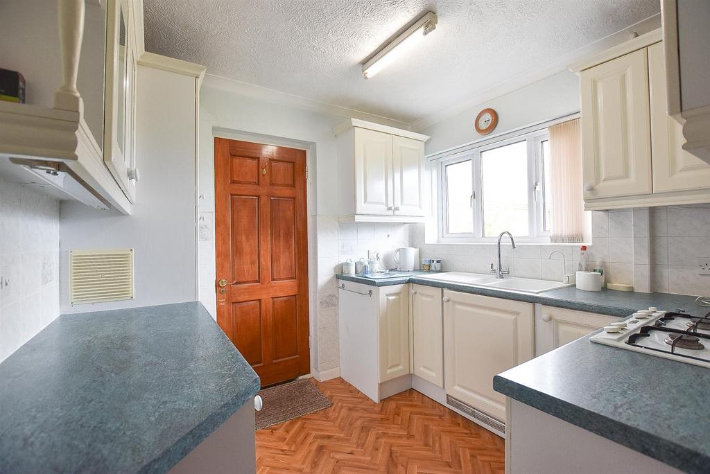 Kitchen..jpg