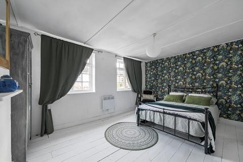 2 bedroom house for sale, Lion Road, Twickenham TW1
