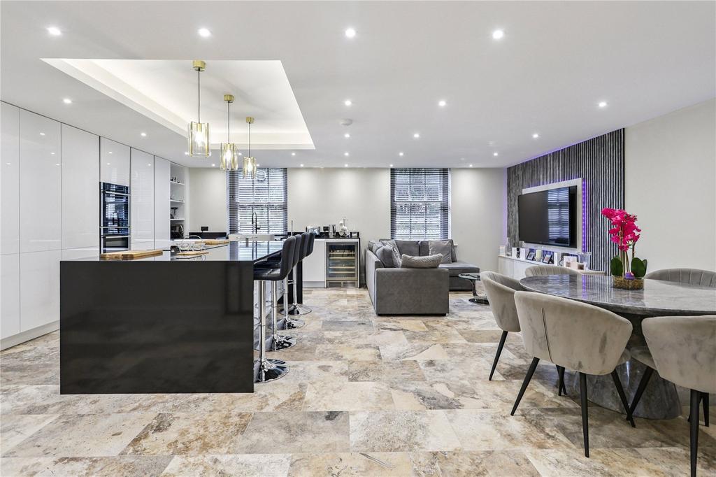 Kitchen/Family Room