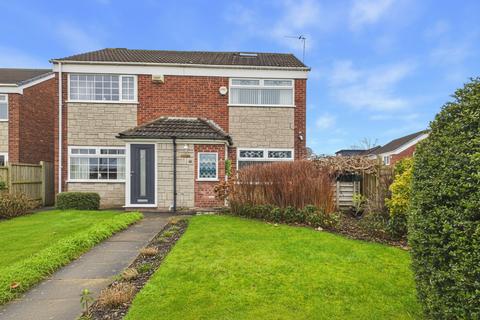 4 bedroom semi-detached house for sale, Winchester Avenue, Manchester M29
