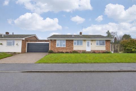2 bedroom bungalow for sale, St. Andrews Gardens, Shepherdswell, Dover, Kent, CT15