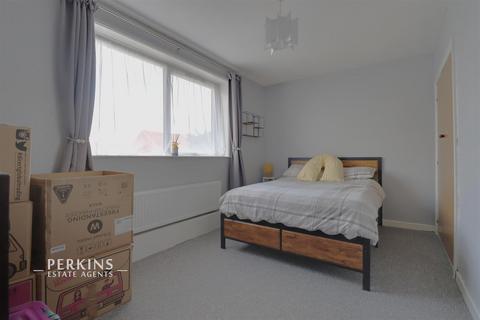 undefined, Greenford, UB6
