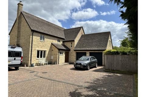 5 bedroom detached house for sale, Common Hill - Cricklade, Swindon, SN6