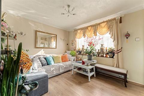3 bedroom terraced house for sale, Dursley Road, London SE3