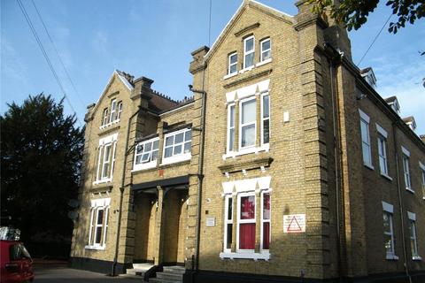 3 bedroom flat to rent, Westridge Road, Hampshire SO17