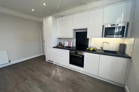 3 bedroom flat to rent, Westridge Road, Hampshire SO17