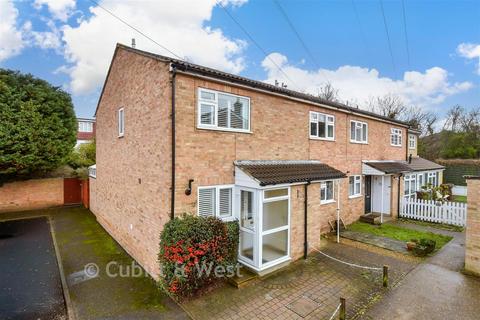 undefined, Gauntlett Road, Sutton SM1