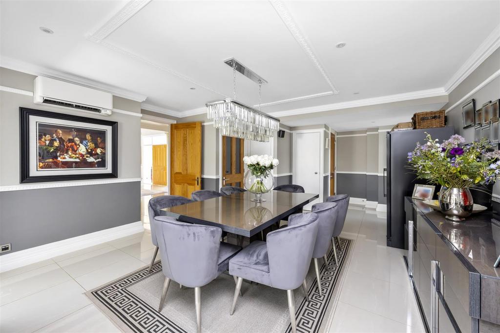 Tongdean Avenue, 55, Avallon 011.jpg