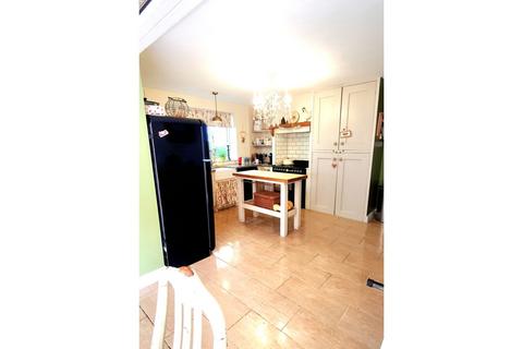 4 bedroom detached bungalow for sale, Long Gate, Louth, LN11