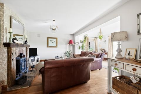 4 bedroom detached bungalow for sale, Long Gate, Louth, LN11