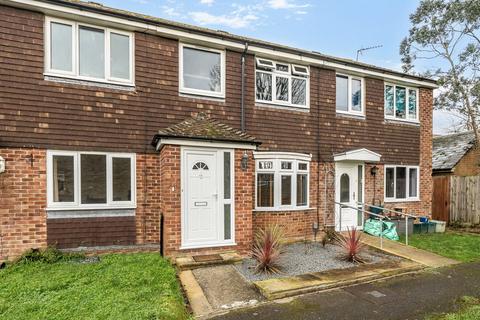 3 bedroom terraced house for sale, Robertsfield, Thatcham, Berkshire