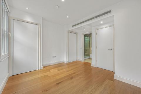undefined, Evelyn Yard, London W1T