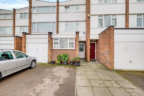 4 bedroom townhouse for sale, Hardie Close, London, NW10