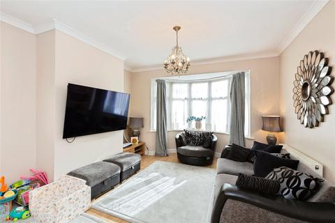 4 bedroom end of terrace house for sale, Selwyn Avenue, Newbury Park, Ilford, Essex, IG3