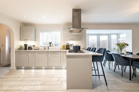 4 bedroom detached house for sale, Forest Court, Birchencliffe, Huddersfield, HD2