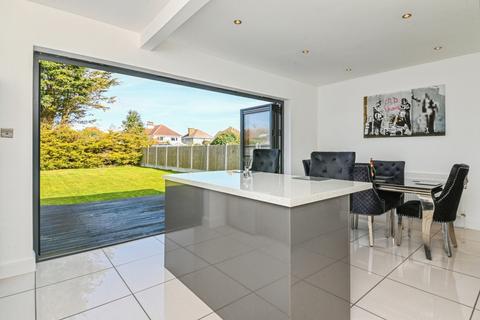 4 bedroom detached house for sale, Bedford Road, Holland-on-Sea, Clacton-on-Sea, CO15