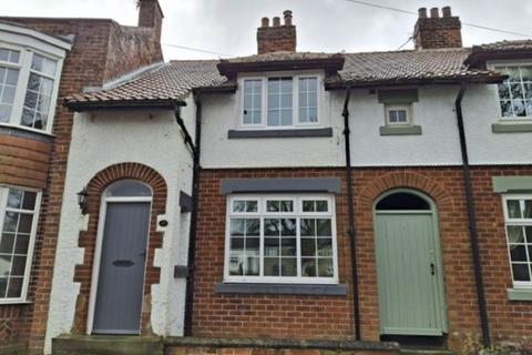 2 bedroom terraced house to rent, The Green, Elwick